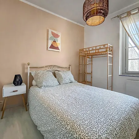 T2 Cosy Vue Sur La Cite Apartment