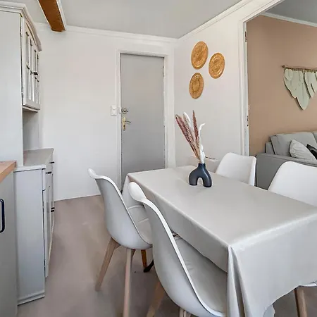Appartement Le Balcon De Carcassonne, T2 Au Pied De La Cite