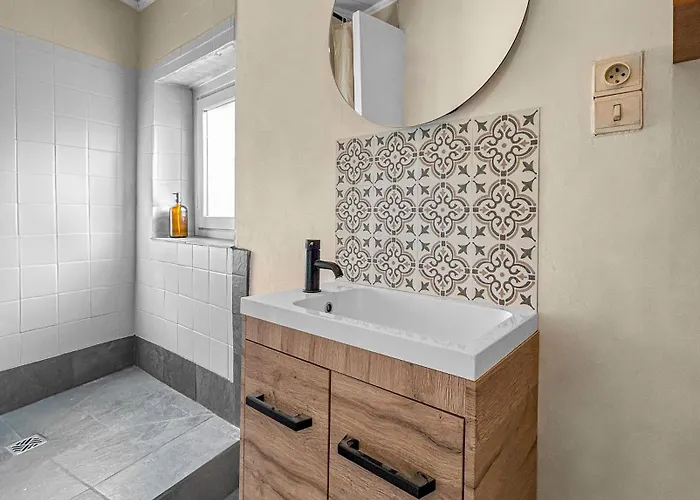 T2 Cosy Vue Sur La Cite קרקסון